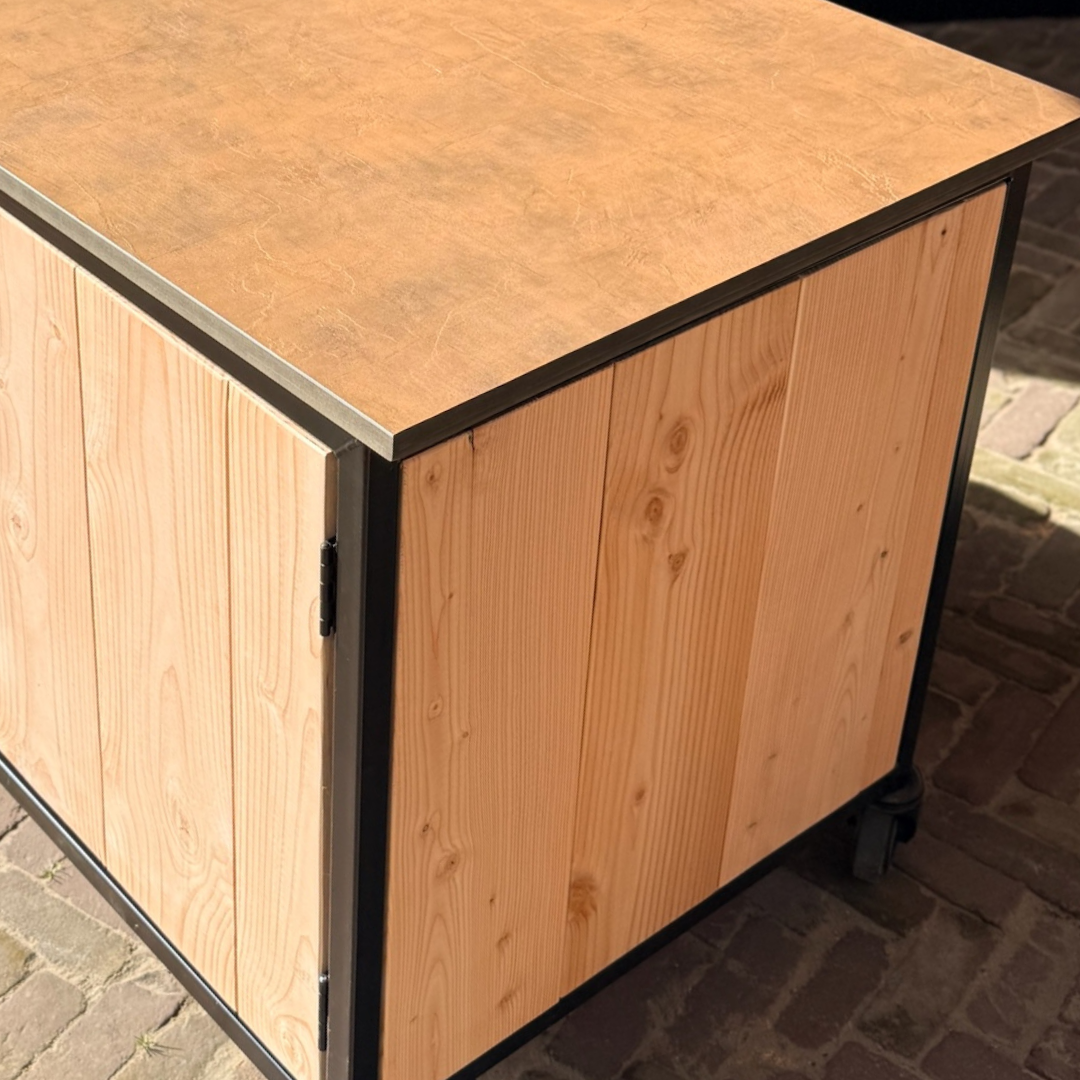 Buitenkeuken Douglas en staal met opbergkast en Koper HPL werkblad - Lengte 150 cm - Afbeelding 1